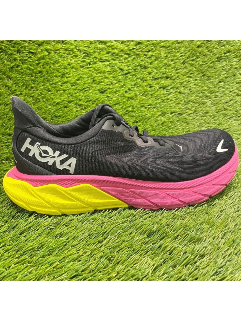 Hoka One One Arahi 6 Womens Size 9.5 Black Pink Athletic Running Shoes Sneakers